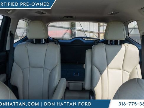 Used 2022 Subaru Ascent Limited AWD/4WD image 22