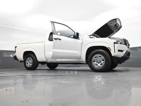 Used 2022 Nissan Frontier S image 44