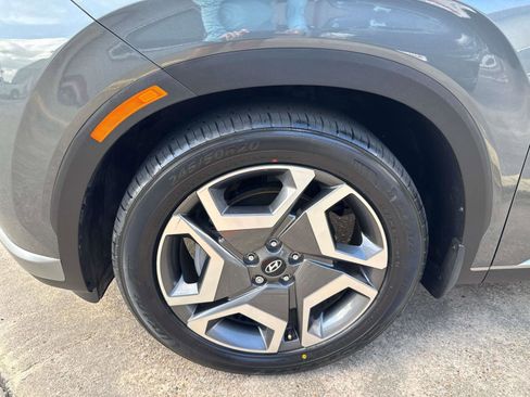 Used 2024 Hyundai Palisade Limited image 4