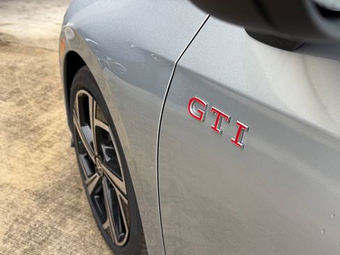 New 2026 Volkswagen GTI SE FWD image 6