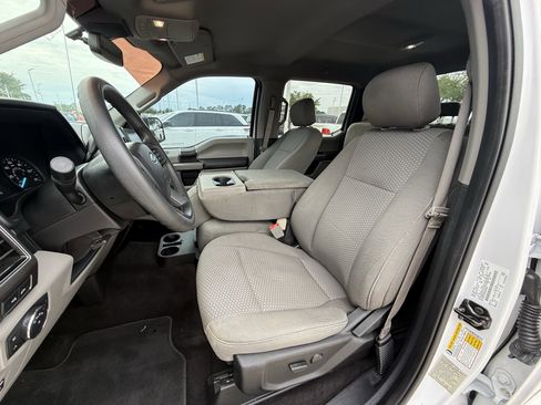 Used 2019 Ford F150 XLT w/ Trailer Tow Package image 27