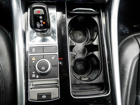 Used 2020 Land Rover Range Rover Sport HSE image 20