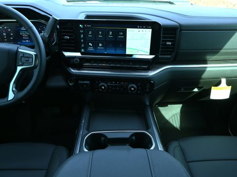 Used 2023 Chevrolet Silverado 1500 LT image 12