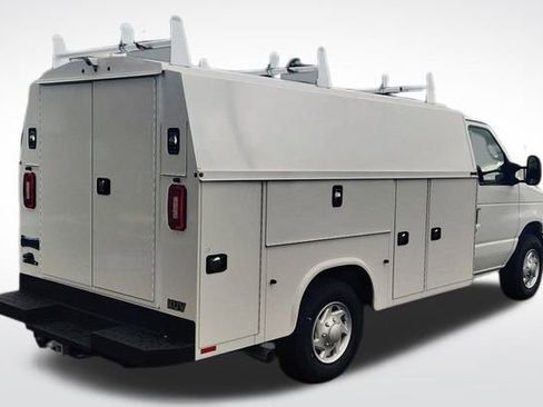 New 2025 Ford E-350 and Econoline 350 Super Duty w/ Power Equipment Group image 3