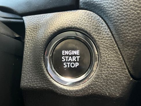 Used 2024 Toyota RAV4 XLE FWD image 24