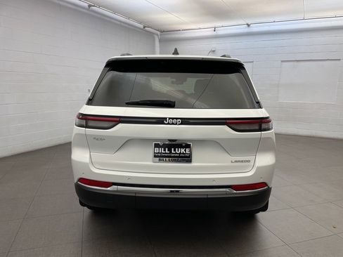 New 2025 Jeep Grand Cherokee Laredo X w/ Luxury Tech Group I image 4