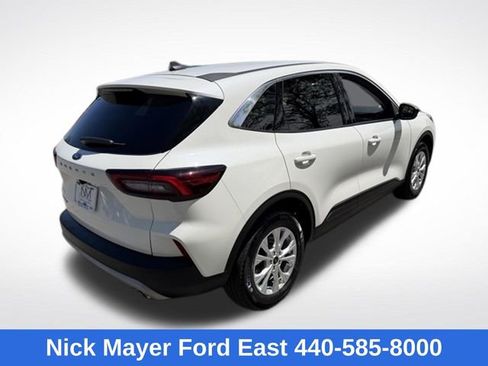 Used 2023 Ford Escape Active w/ Cold Weather Package FWD image 8