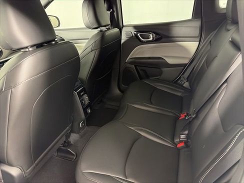 New 2026 Jeep Compass Limited w/ Sun, Sound & Navigation Group AWD/4WD image 10