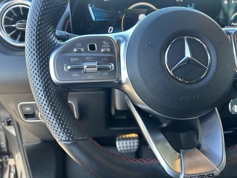 Used 2022 Mercedes-Benz GLB 35 AMG 4MATIC image 26