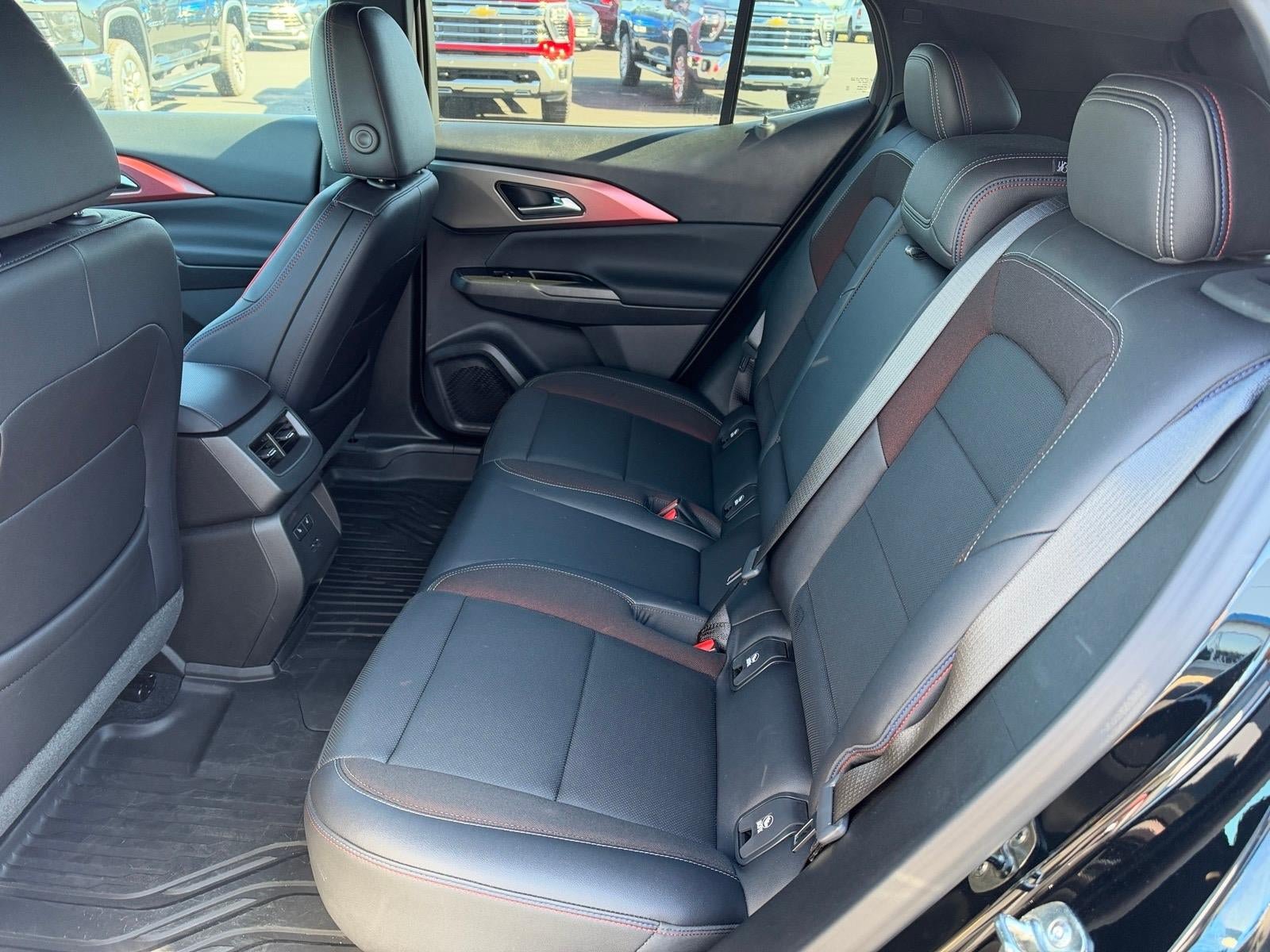 Used 2025 Chevrolet Equinox EV RS w/ Convenience Package II AWD/4WD image 6