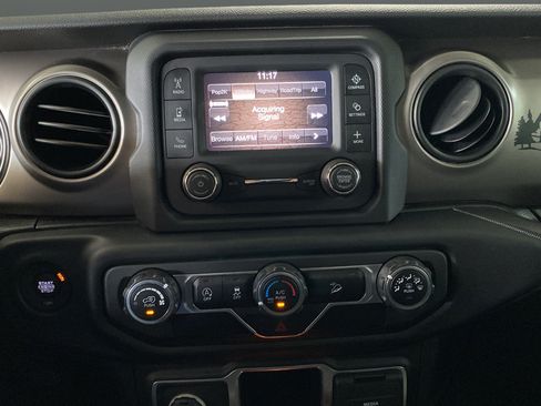 Used 2020 Jeep Wrangler Unlimited Sport AWD/4WD image 12
