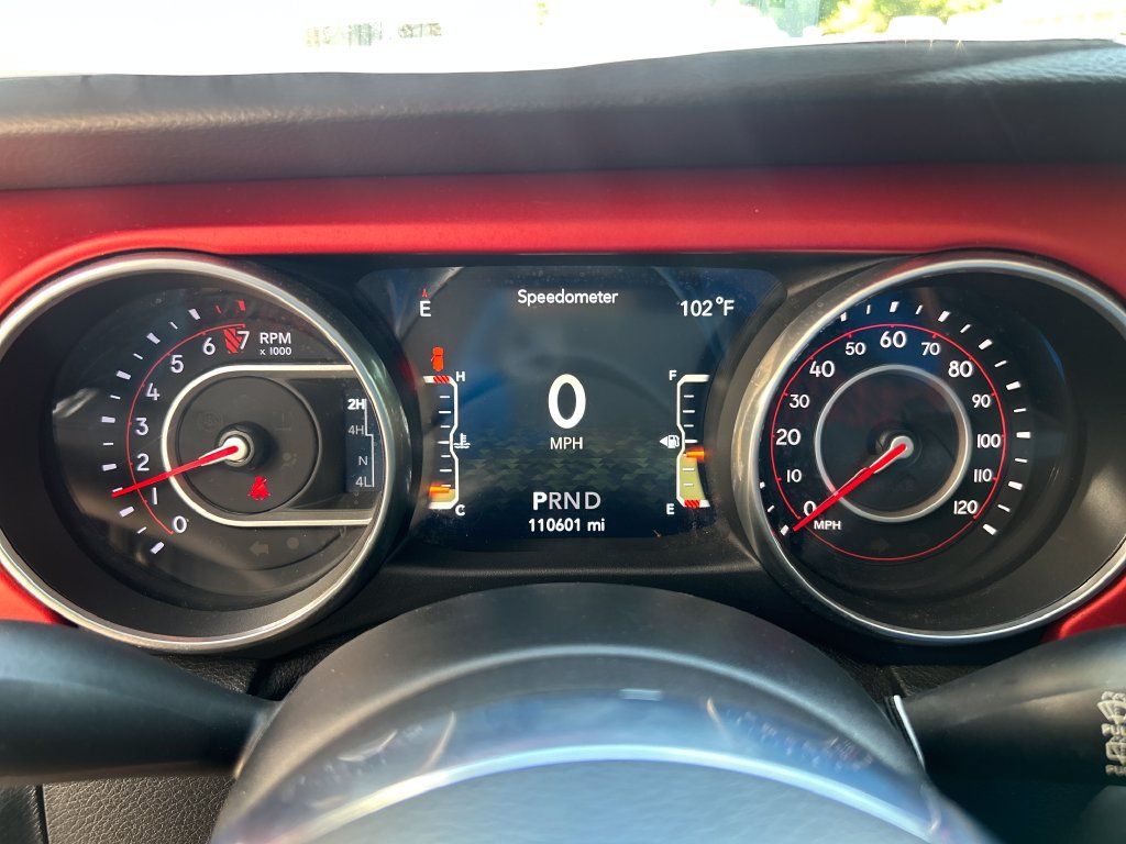 Used 2018 Jeep Wrangler Unlimited Rubicon w/ LED Lighting Group AWD/4WD image 16