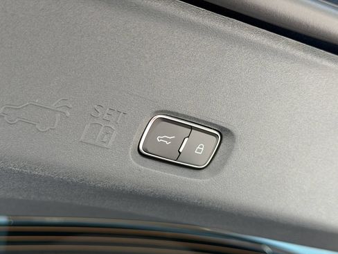 New 2027 Lincoln Navigator L Reserve AWD/4WD image 9