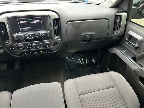Used 2018 Chevrolet Silverado 1500 LT w/ All Star Edition image 17