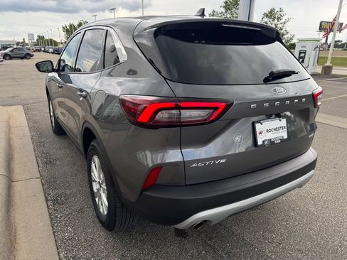 Certified 2024 Ford Escape Active AWD/4WD image 42