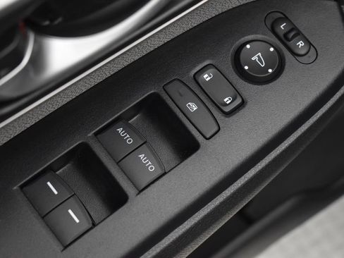 Used 2022 Honda CR-V EX image 12