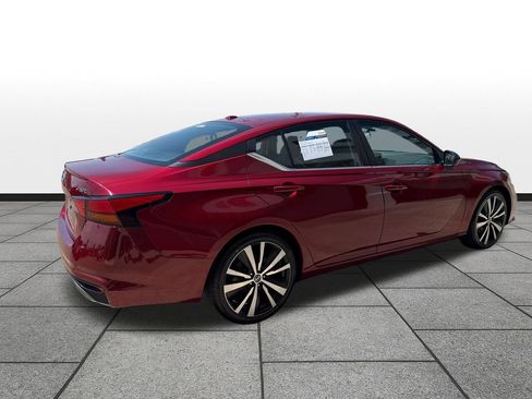 Used 2021 Nissan Altima 2.5 SR FWD image 5