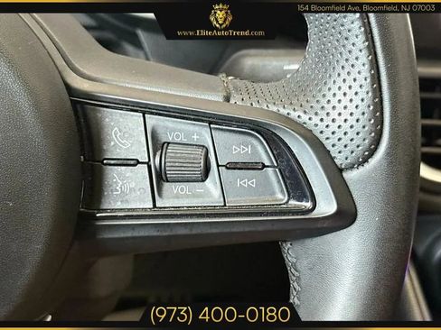 Used 2022 Alfa Romeo Giulia Veloce image 13