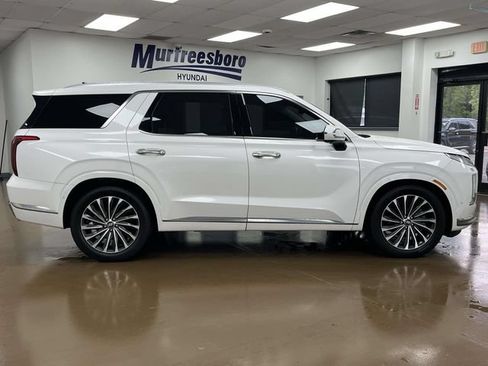 Used 2023 Hyundai Palisade Calligraphy AWD/4WD image 4