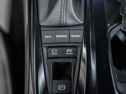 New 2026 Toyota Camry SE image 25