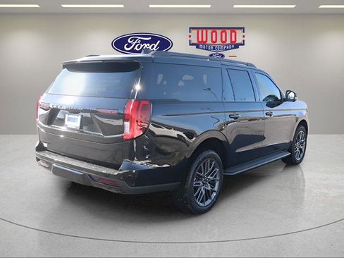 New 2026 Ford Expedition Max Platinum w/ Stealth Appearance Package AWD/4WD image 3