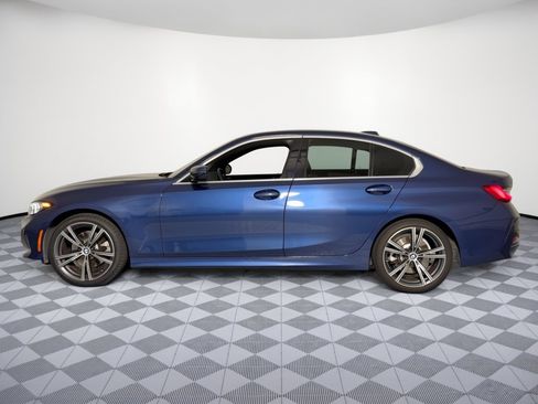 Certified 2024 BMW 330i Sedan w/ Convenience Package RWD image 2