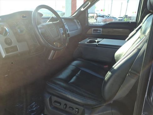 Used 2011 Ford F150 Lariat w/ Lariat Chrome Pkg image 11