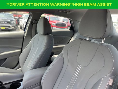 Used 2022 Hyundai Elantra SEL w/ Convenience Package FWD image 15