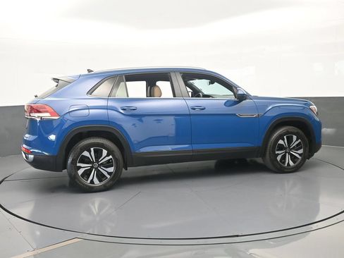 Used 2025 Volkswagen Atlas Cross Sport SE FWD image 7