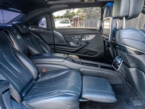 Used 2016 Mercedes-Benz Maybach S 600 image 34