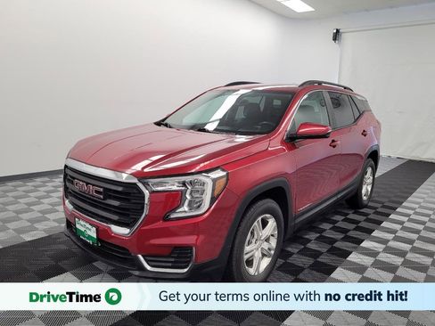 Used 2022 GMC Terrain SLE w/ Driver Convenience Package image 1