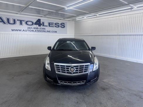 Used 2017 Cadillac XTS Luxury FWD image 2