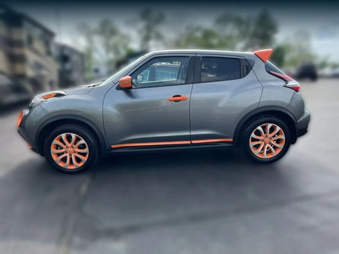 Used 2015 Nissan Juke SL image 2