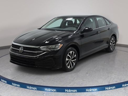 Used 2023 Volkswagen Jetta S image 1