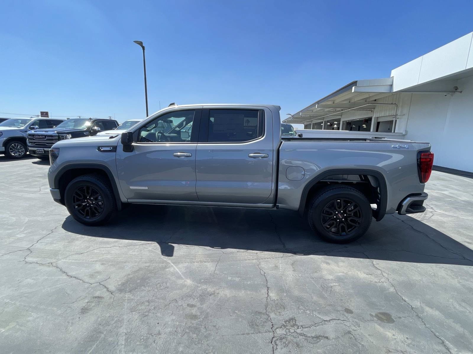 New 2026 GMC Sierra 1500 Elevation AWD/4WD image 8