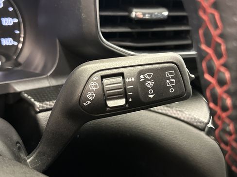 Certified 2023 Ford Explorer ST-Line w/ Class IV Trailer Tow Package image 40