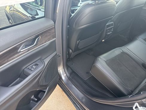New 2026 Jeep Grand Cherokee Altitude AWD/4WD image 14