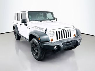 Used 2013 Jeep Wrangler Unlimited Sahara video 1