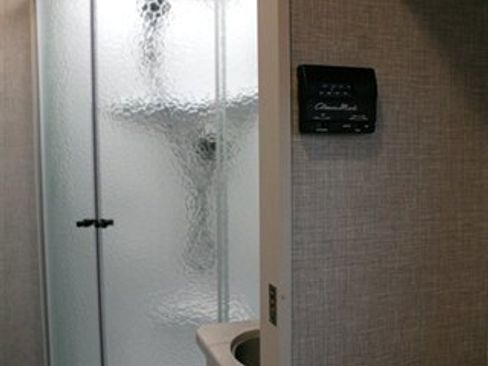 Used 2022 Ford E-450 and Econoline 450 Super Duty w/ Motorhome Prep Package image 38