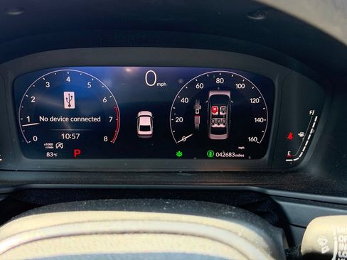 Used 2023 Honda Accord EX image 29