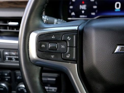 Used 2023 Chevrolet Tahoe Z71 w/ Luxury Package image 14