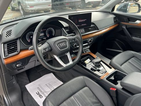 Used 2023 Audi Q5 2.0T Premium Plus w/ Premium Plus Package AWD/4WD image 18