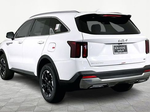 New 2026 Kia Sorento S image 4