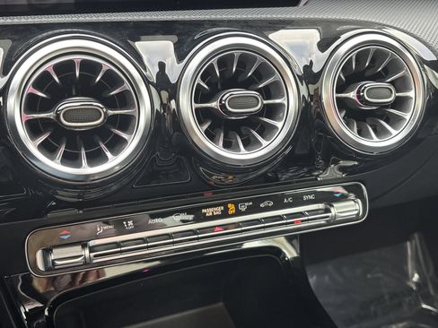 Used 2022 Mercedes-Benz A 220 4MATIC image 20