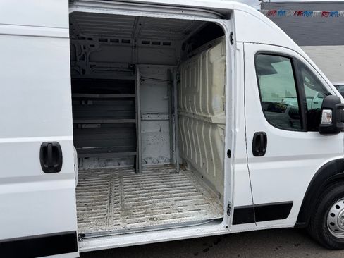Used 2023 RAM ProMaster 3500 FWD image 10