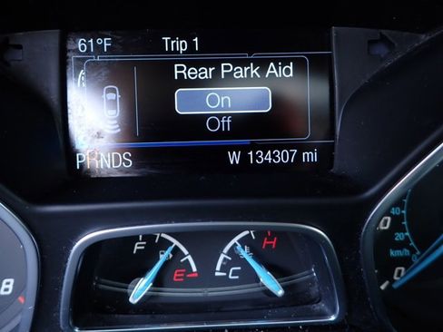 Used 2014 Ford Focus Titanium FWD image 23