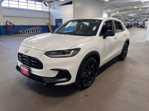 Used 2024 Honda HR-V Sport image 7