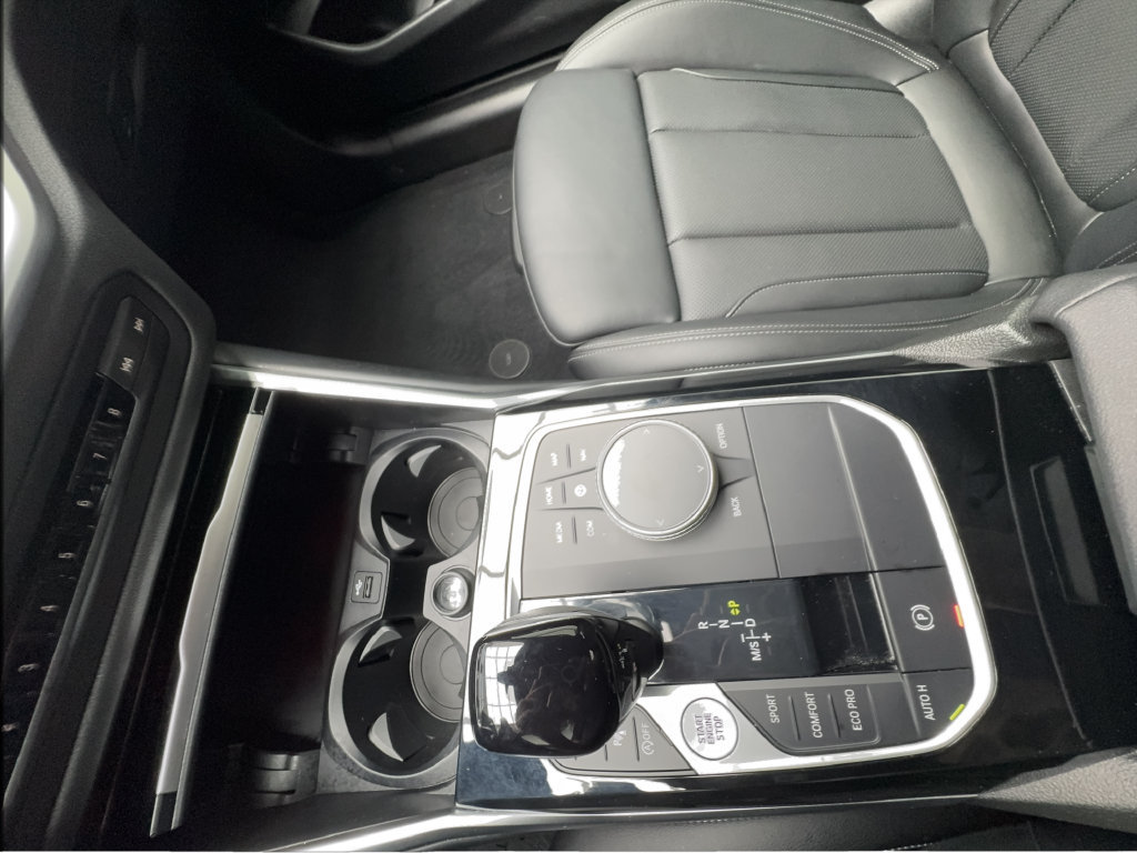 Used 2022 BMW 230i Coupe w/ Premium Package 2 RWD image 46