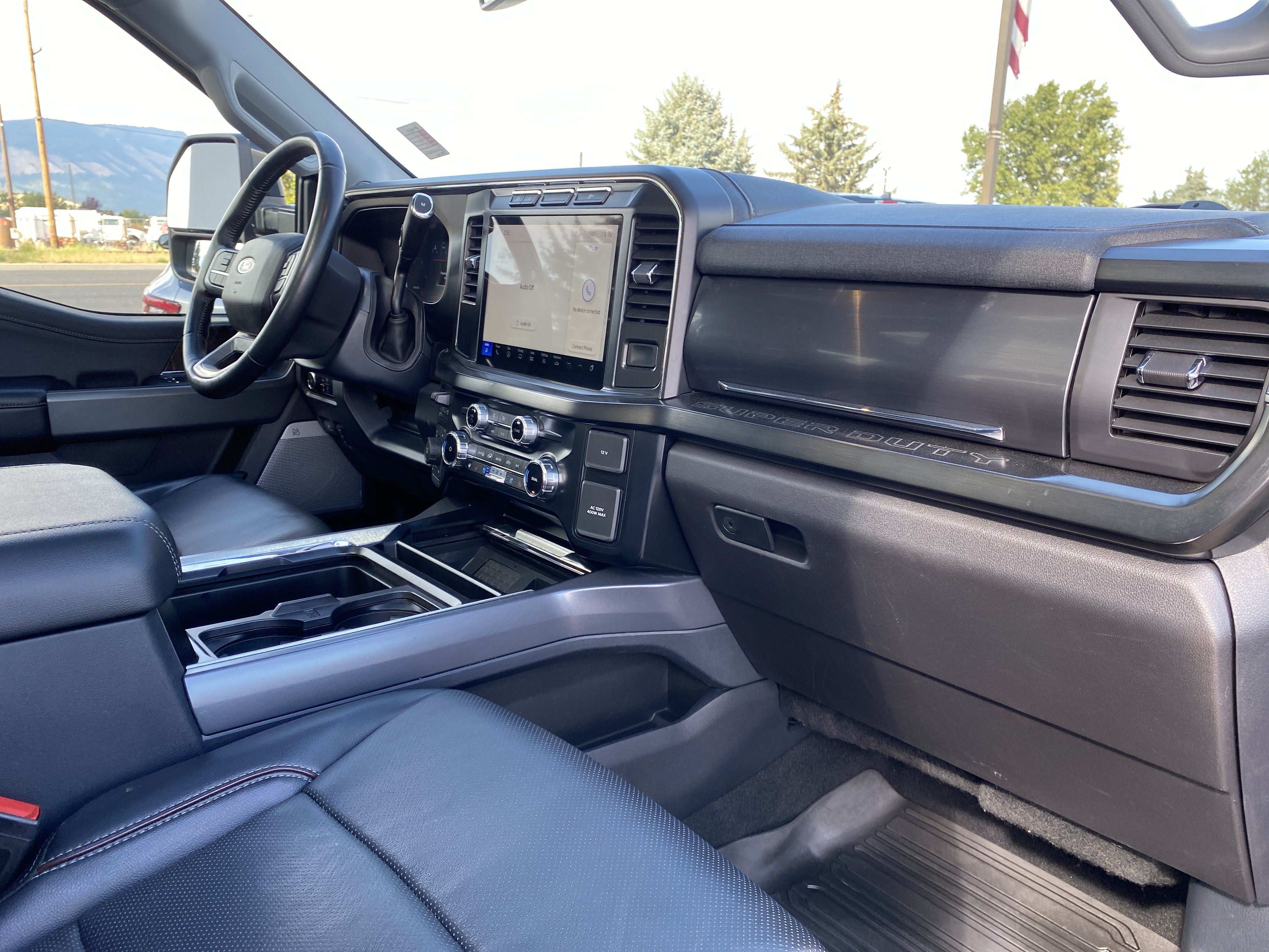 Used 2024 Ford F350 Lariat w/ Camper Package AWD/4WD image 33