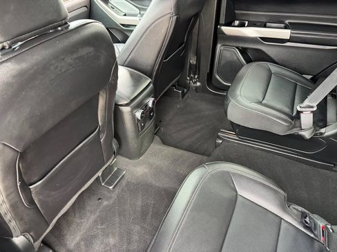 Certified 2023 Ford Explorer Limited w/ Limited Technology Package image 17